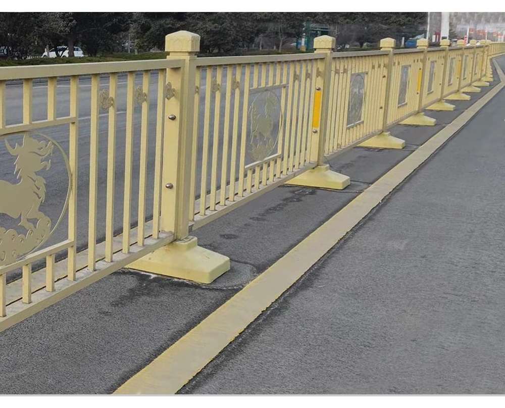 城市道路護(hù)欄